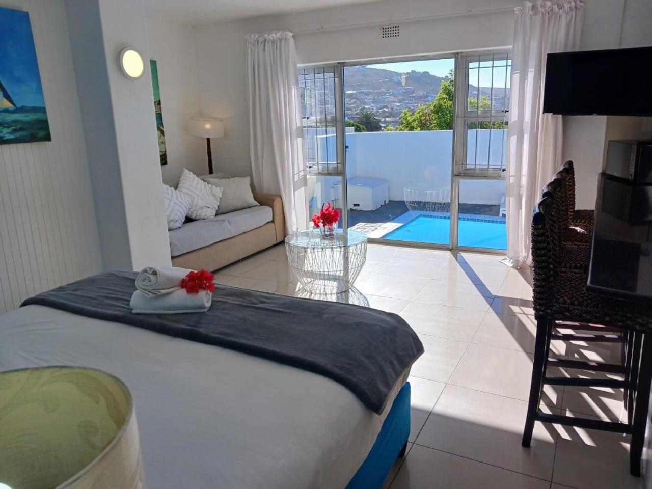 Saldanha Bay Lodge Стая снимка